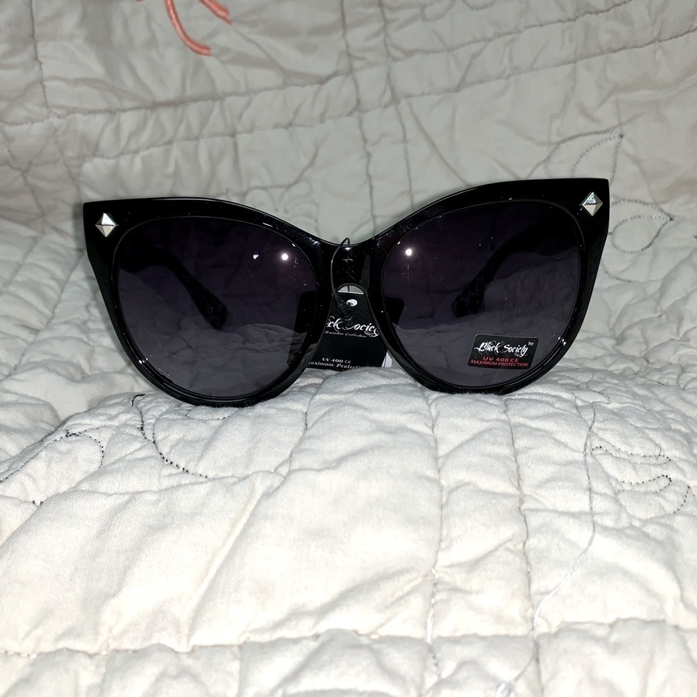 Black Society Cat-eye Sunglasses